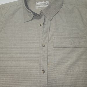 Avalanche Men's Casual Gray Button Down Shirt